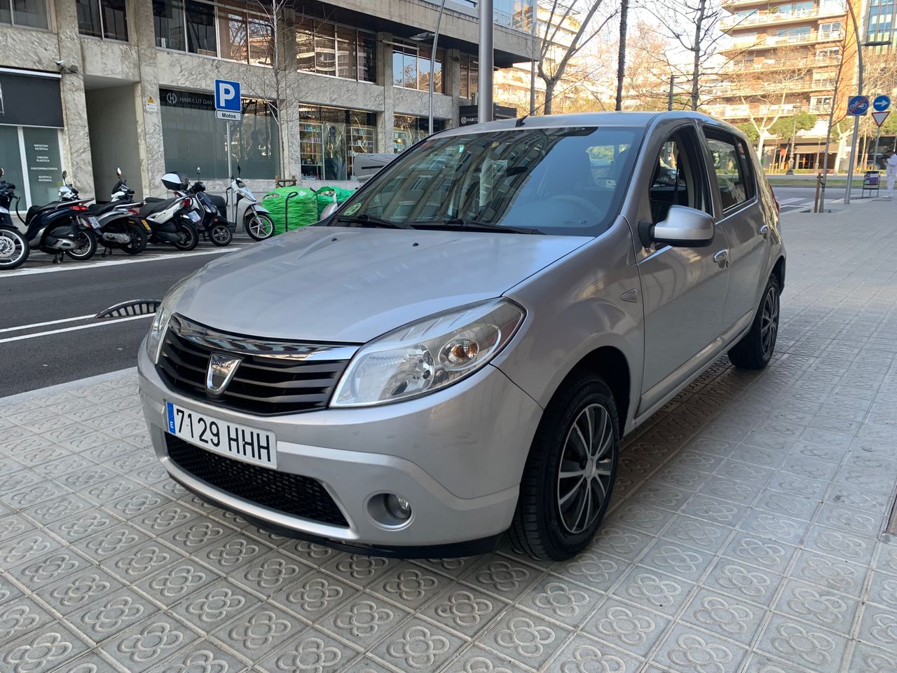 Foto Dacia Sandero 1