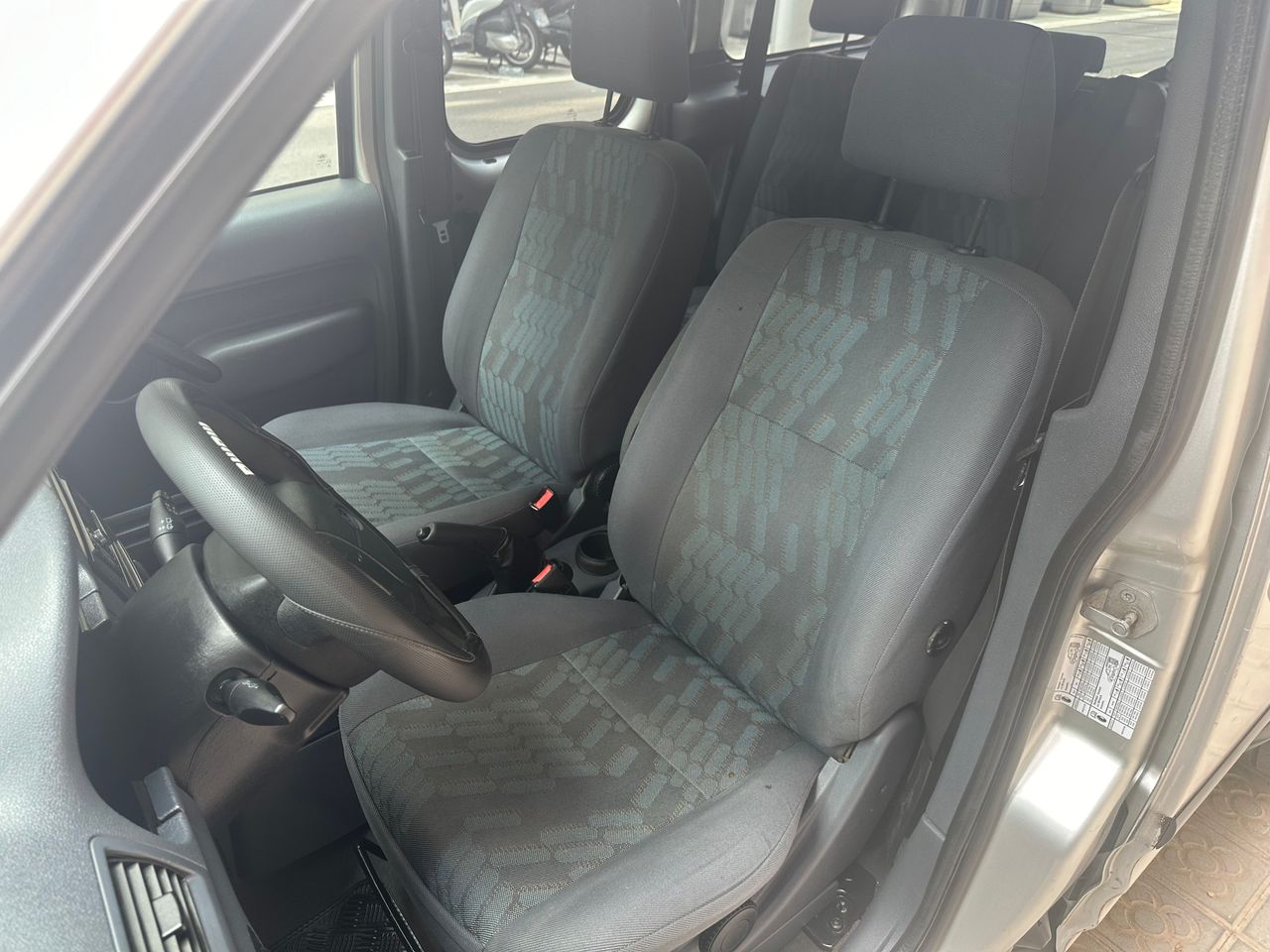 Foto Ford Transit Connect 8