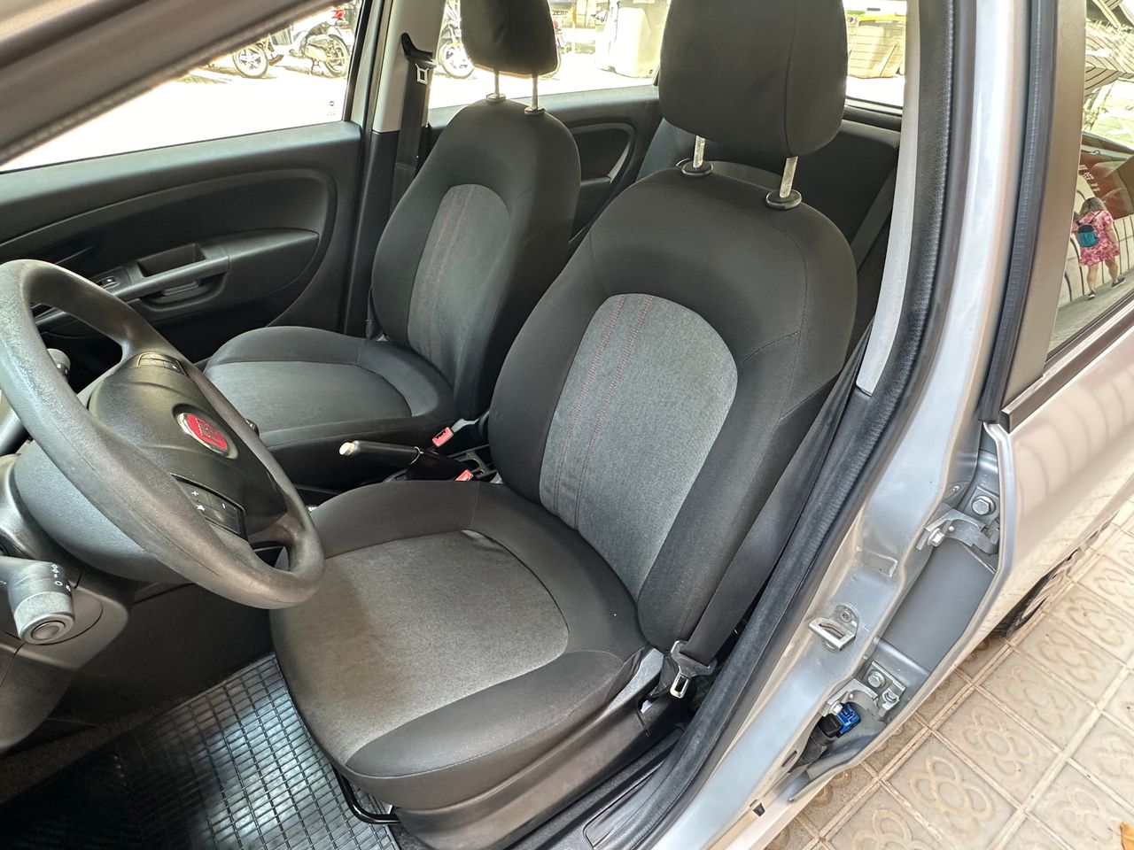Foto Fiat Punto 9