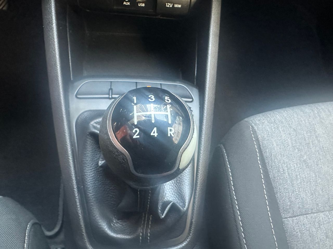Foto Kia Stonic 13