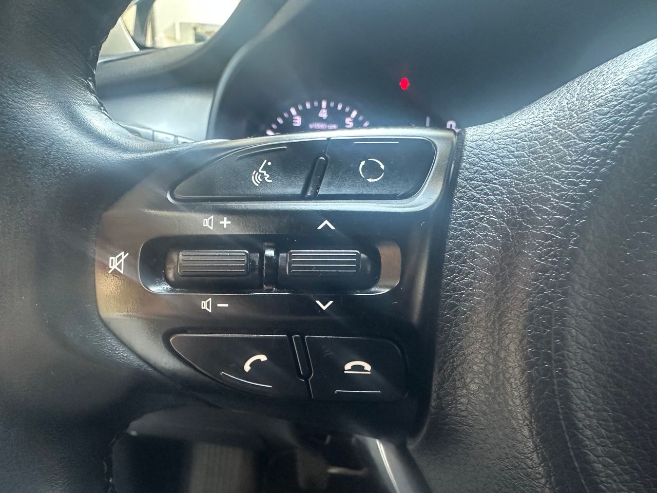 Foto Kia Stonic 16