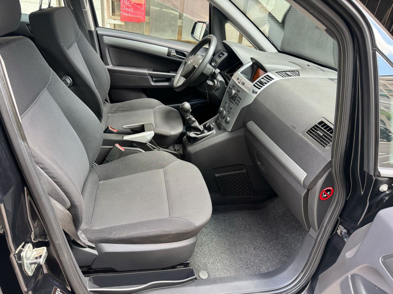 Foto Opel Zafira 14