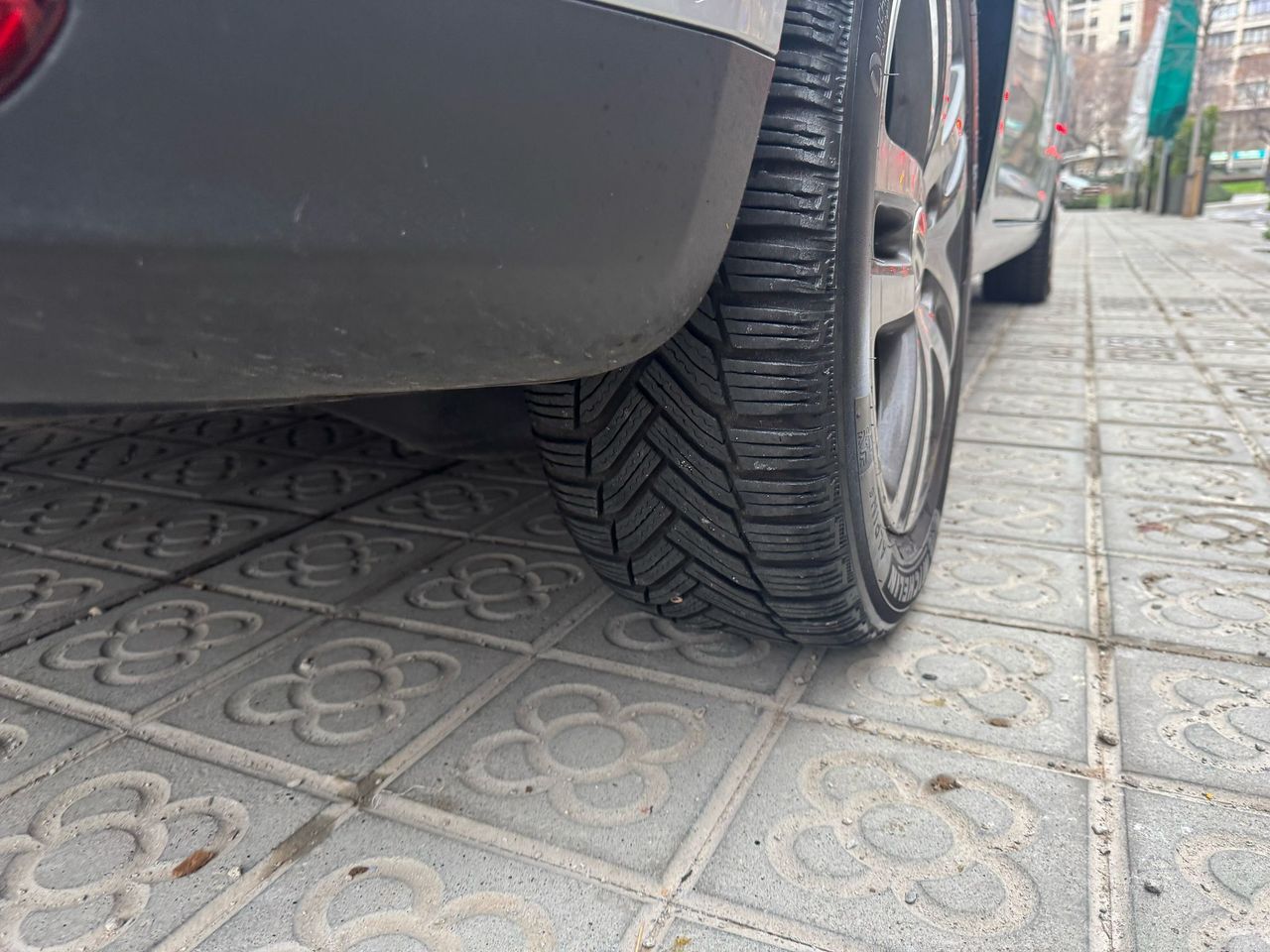 Foto Volkswagen Touran 12