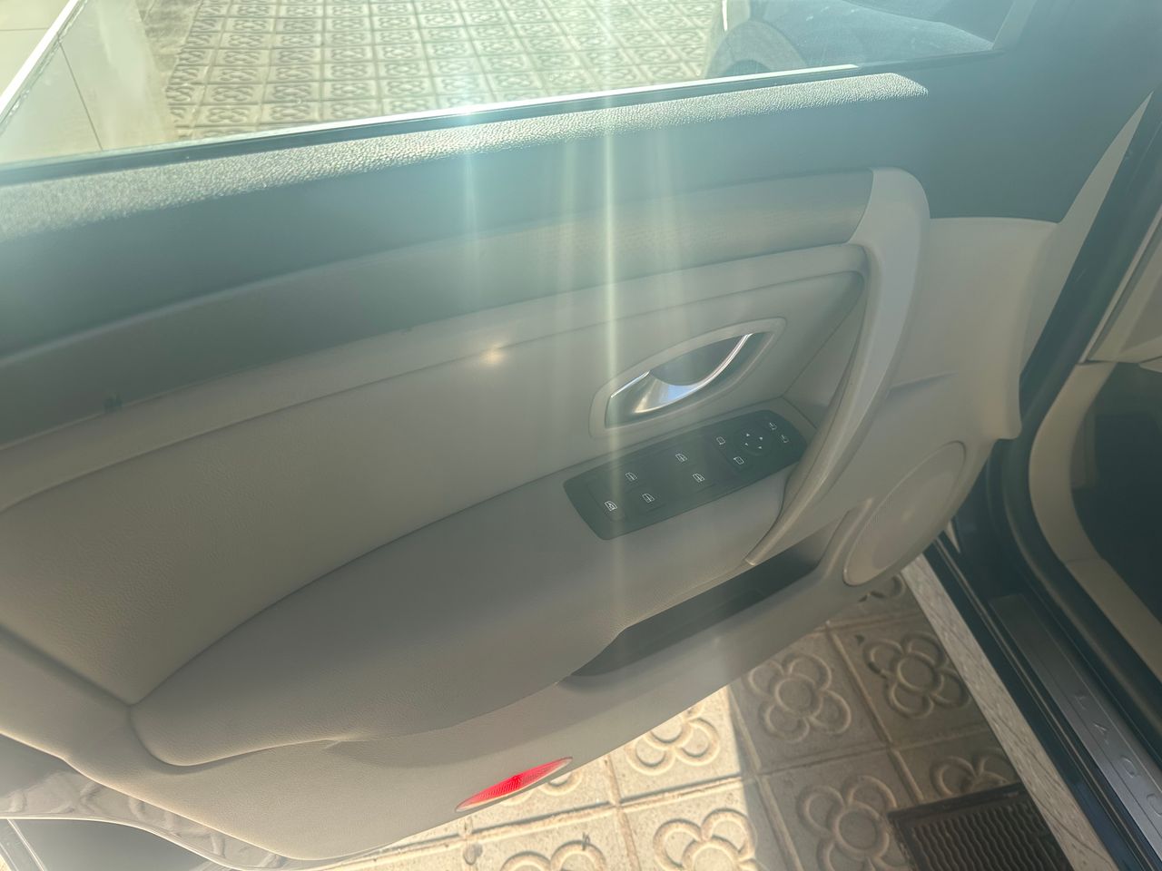 Foto Renault Laguna 9