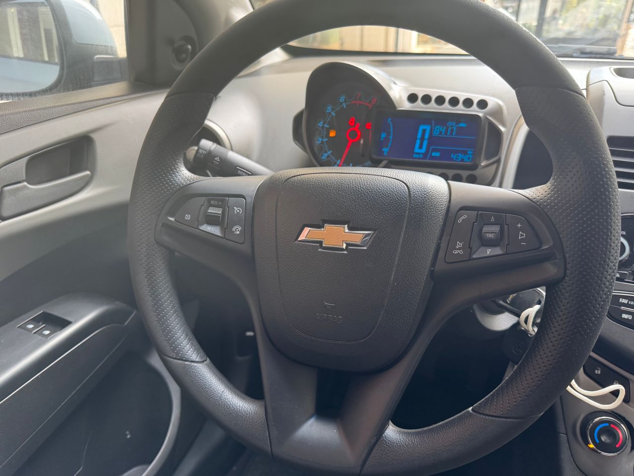 Foto Chevrolet Aveo 12