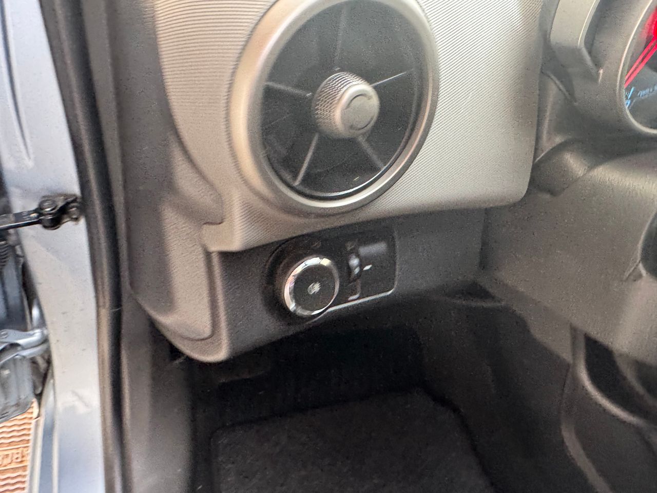 Foto Chevrolet Aveo 15