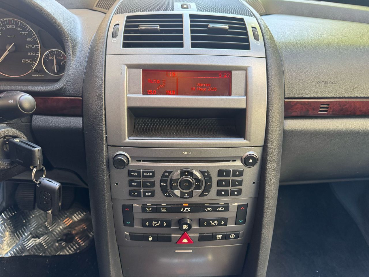 Foto Peugeot 407 15