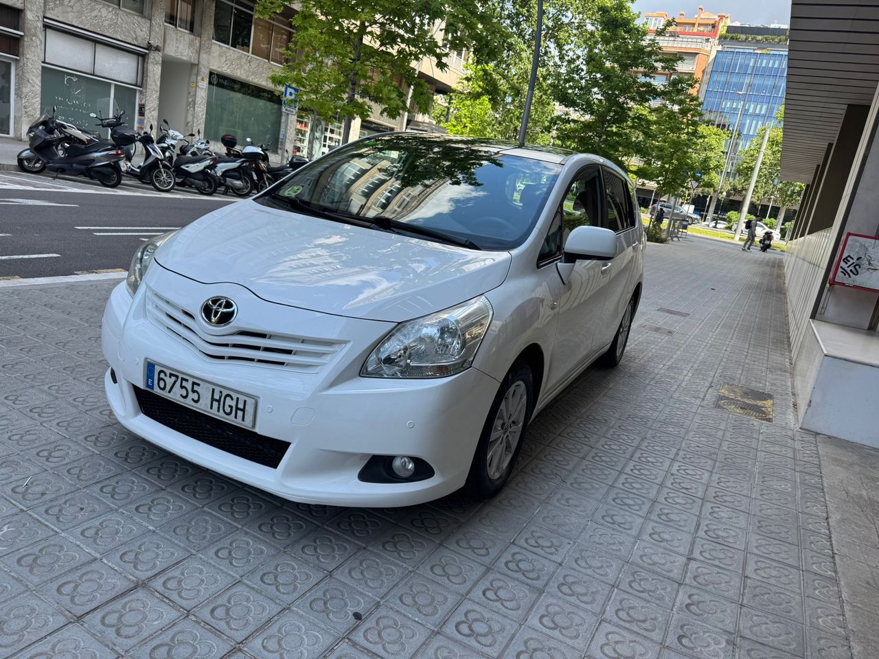 Foto Toyota Corolla Verso 1