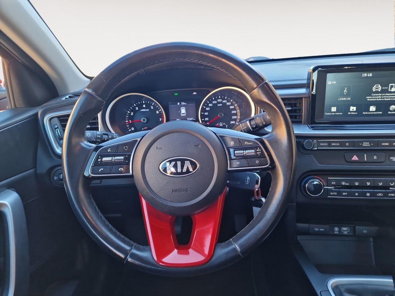 Foto Kia Ceed 10