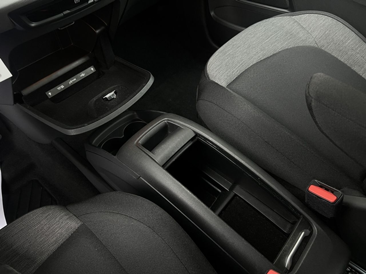 Foto Citroën Grand C4 SpaceTourer 31