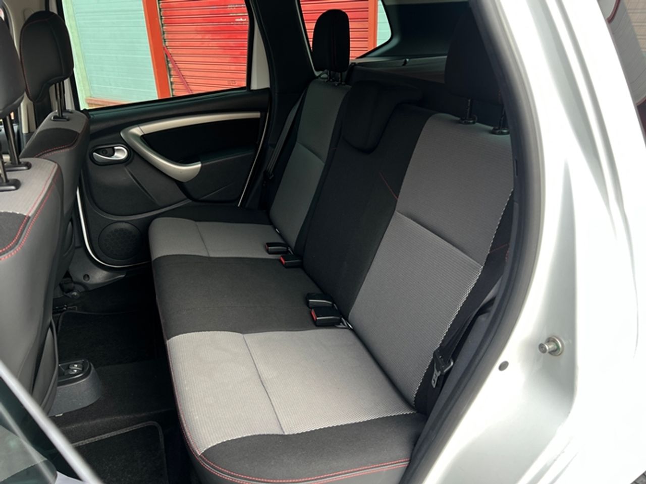 Foto Dacia Duster 11