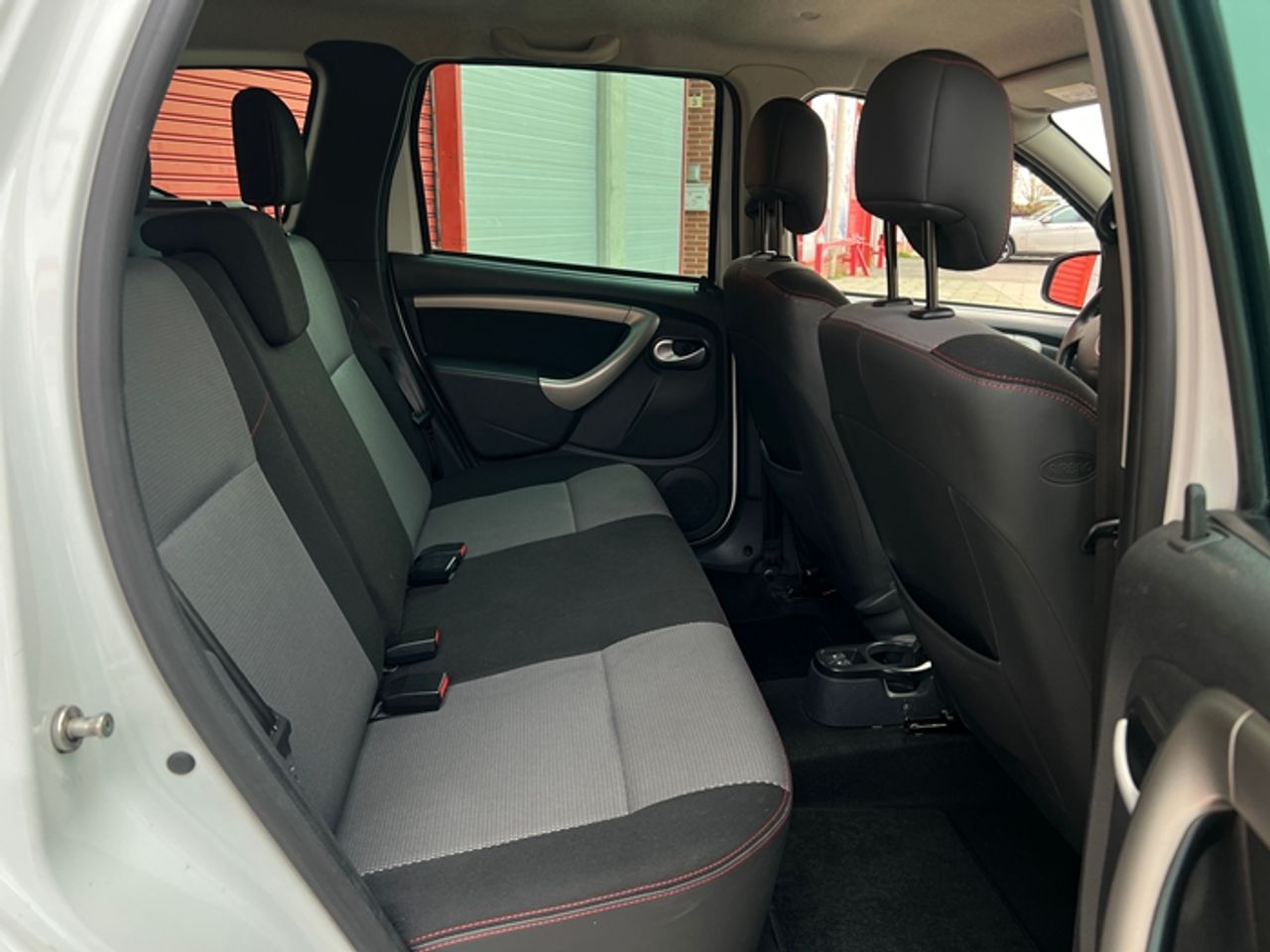 Foto Dacia Duster 17