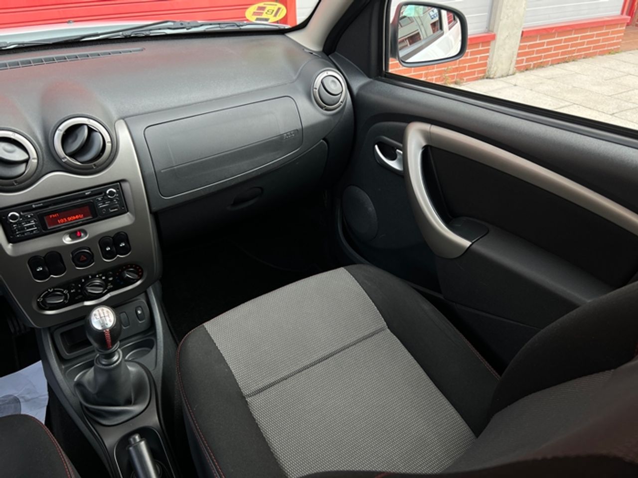 Foto Dacia Duster 25
