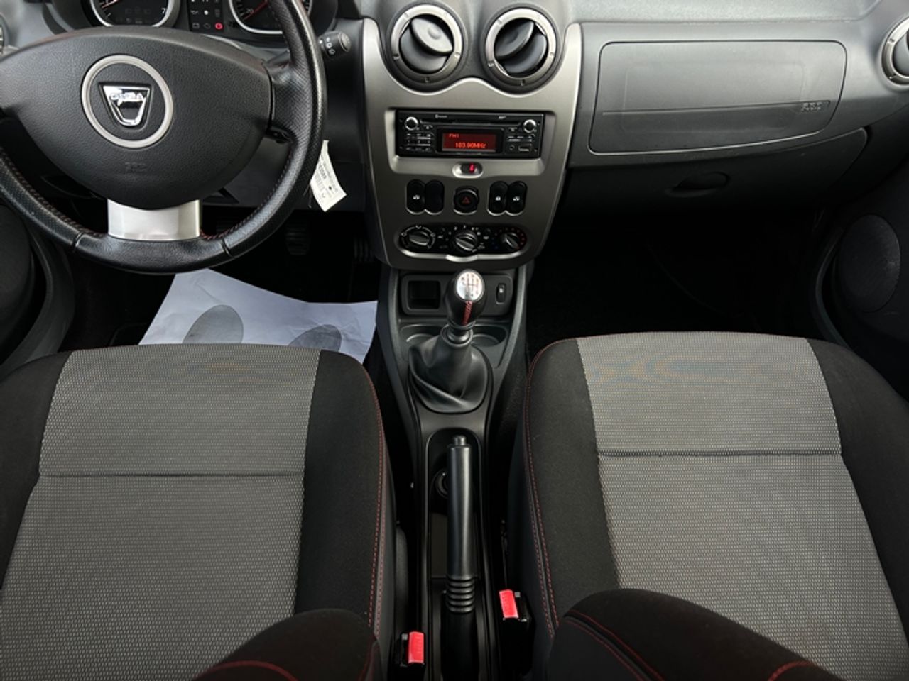 Foto Dacia Duster 28