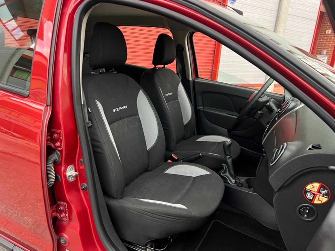 Foto Dacia Sandero 12