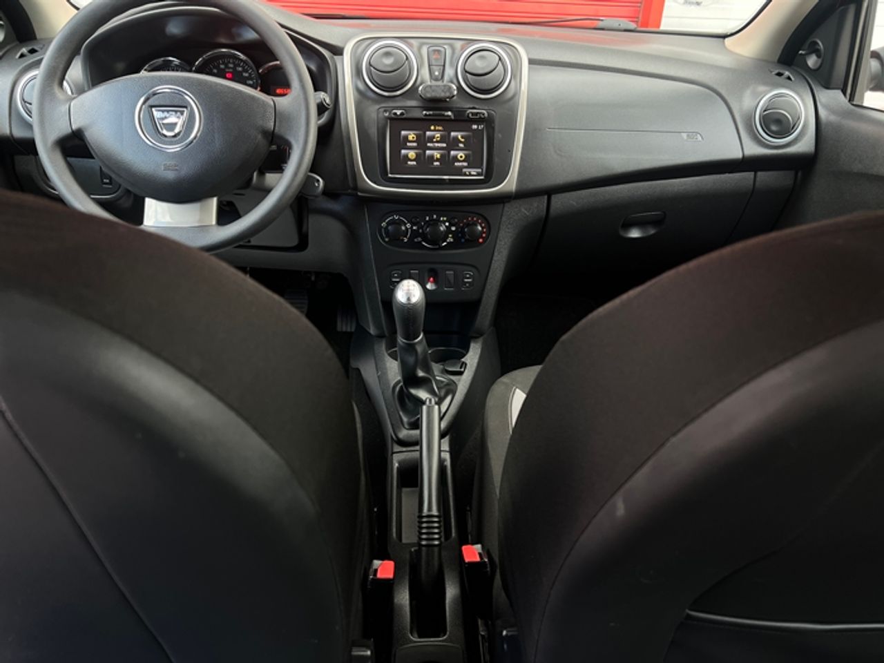 Foto Dacia Sandero 27