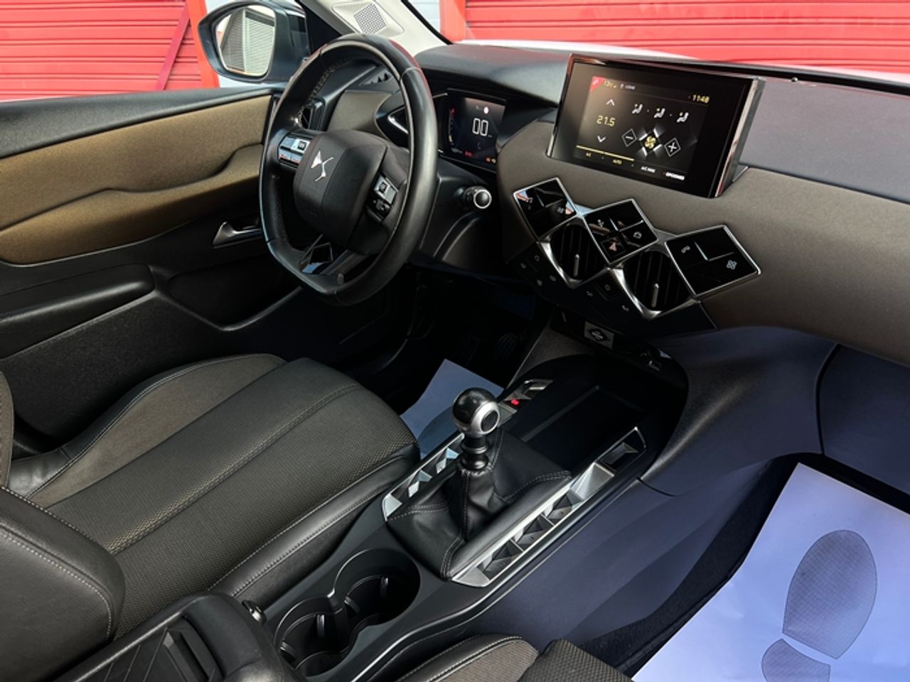 Foto DS Automobiles DS 3 9