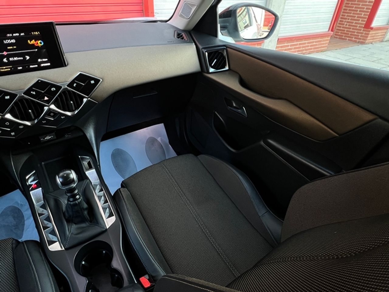 Foto DS Automobiles DS 3 21