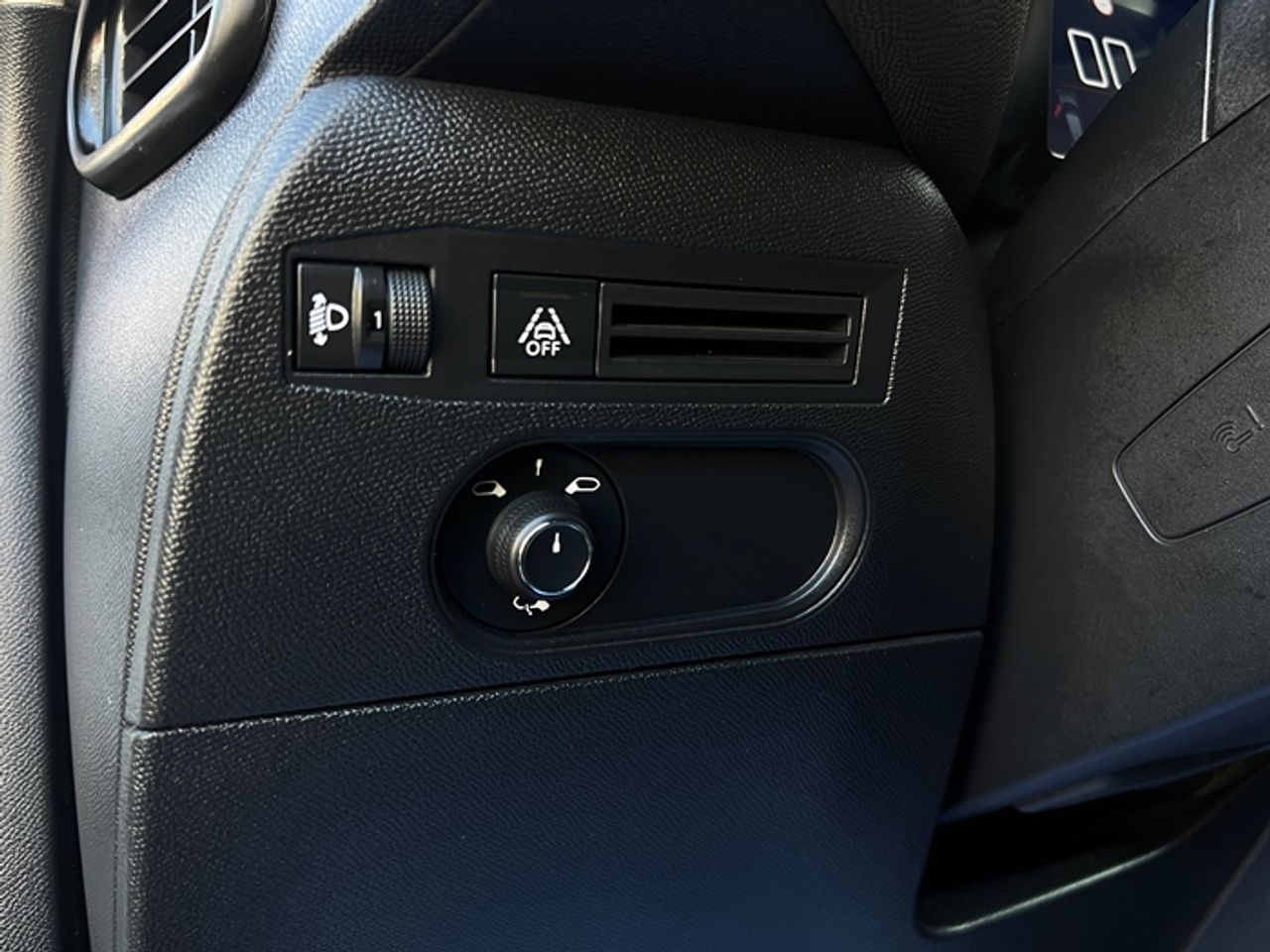 Foto DS Automobiles DS 3 37