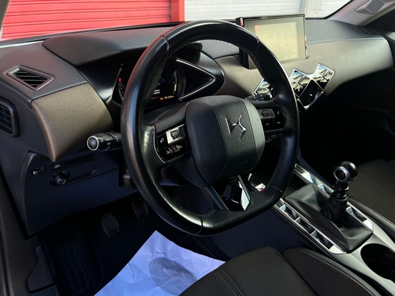 Foto DS Automobiles DS 3 39