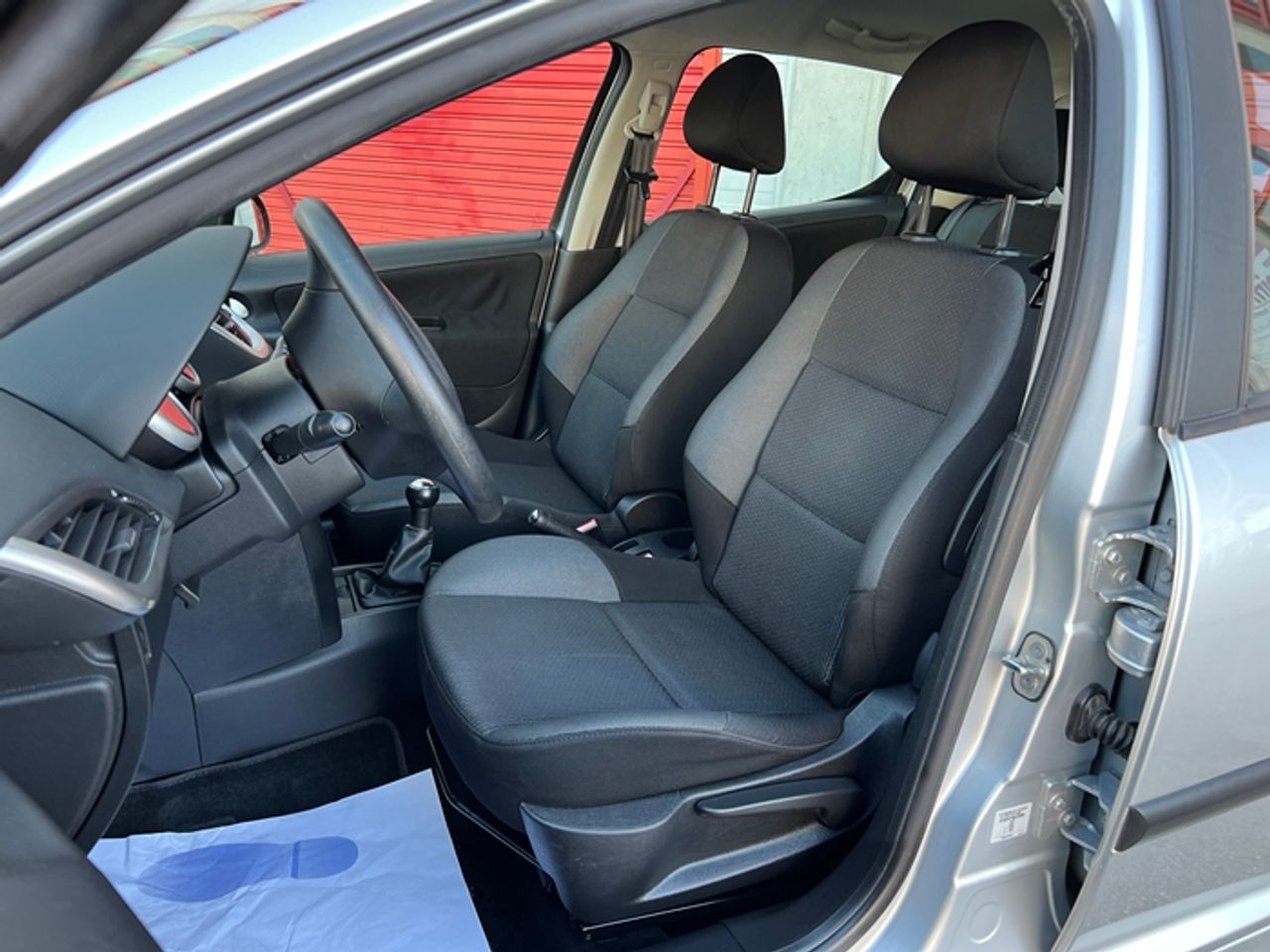 Foto Peugeot 207 4