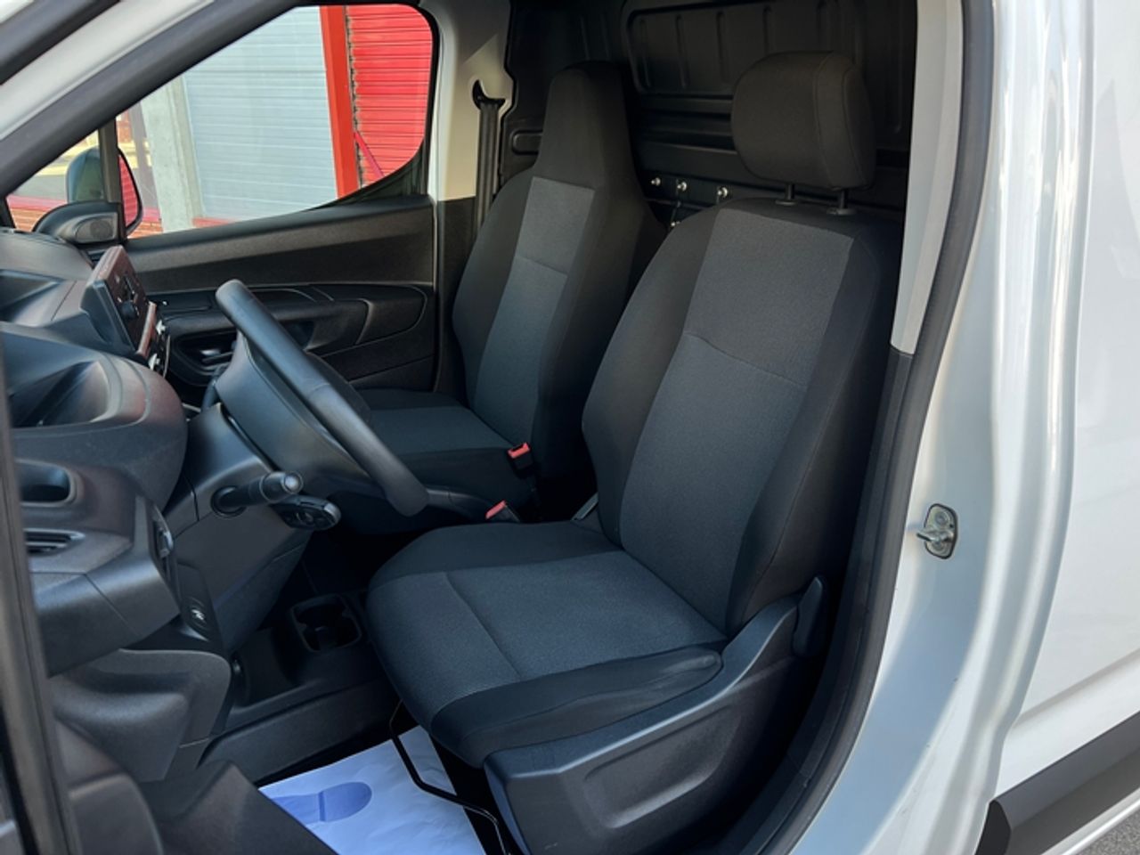 Foto Peugeot Partner 4