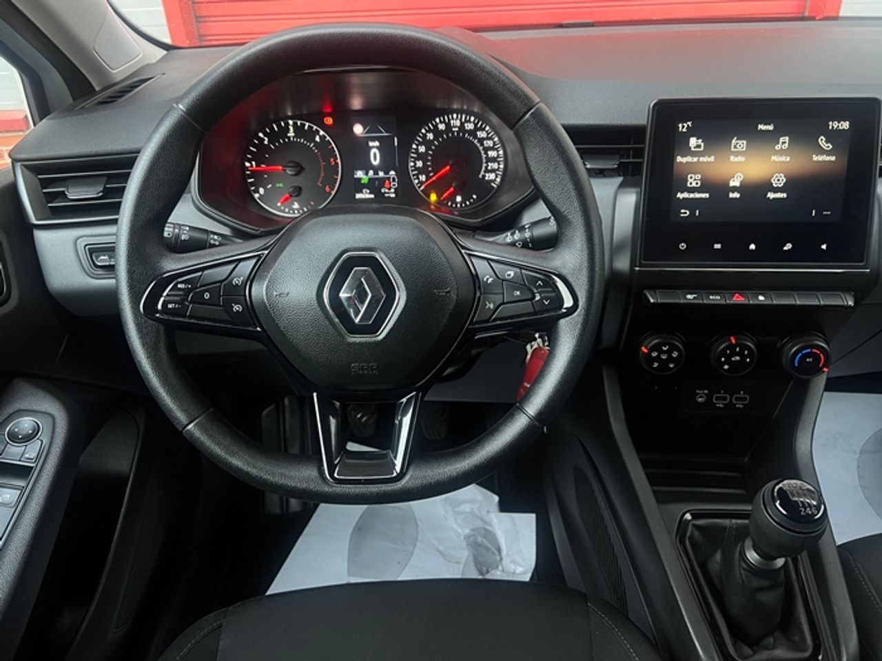 Foto Renault Clio 28