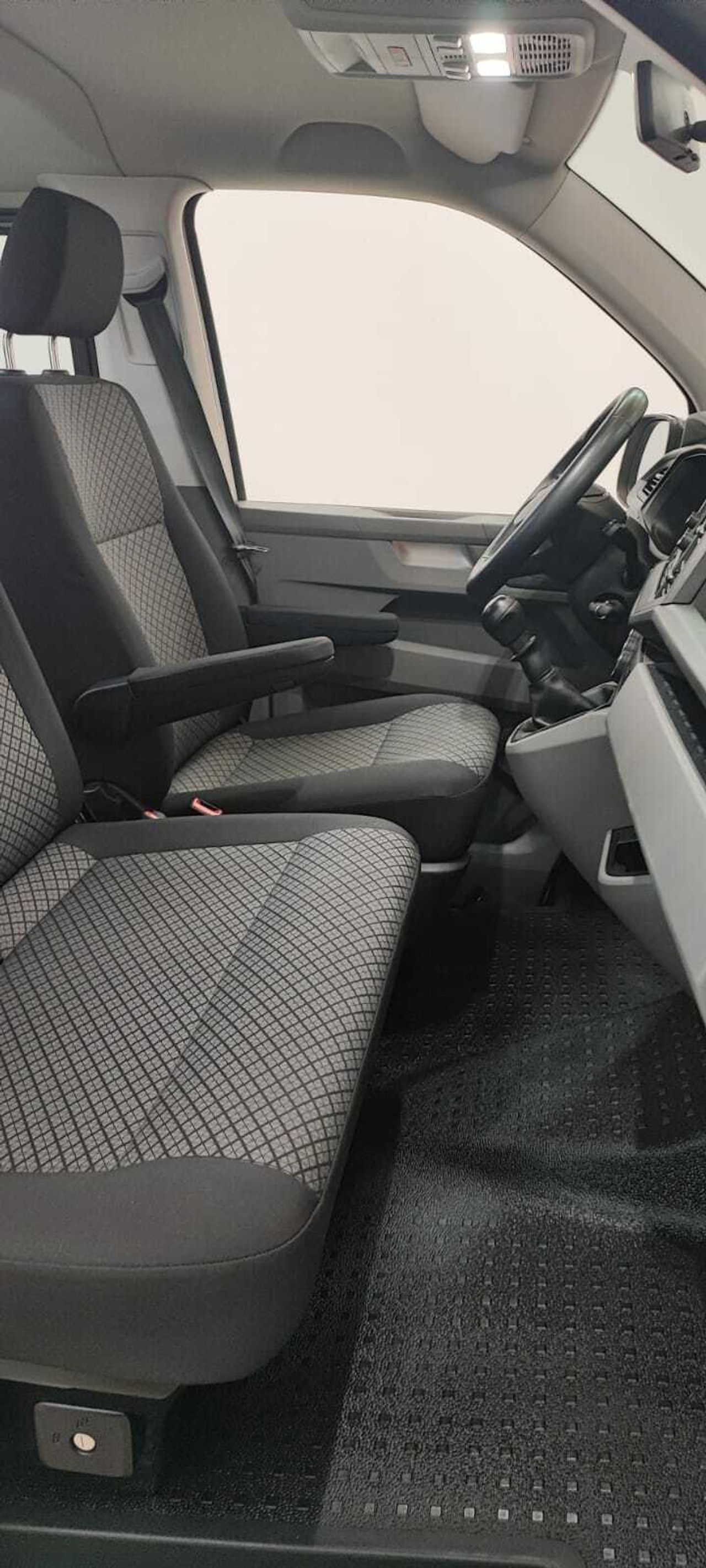 Foto Volkswagen Caravelle 7