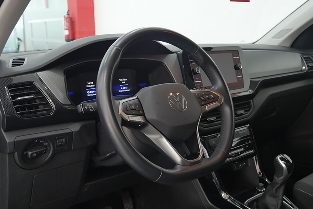 Foto Volkswagen T-Cross 4