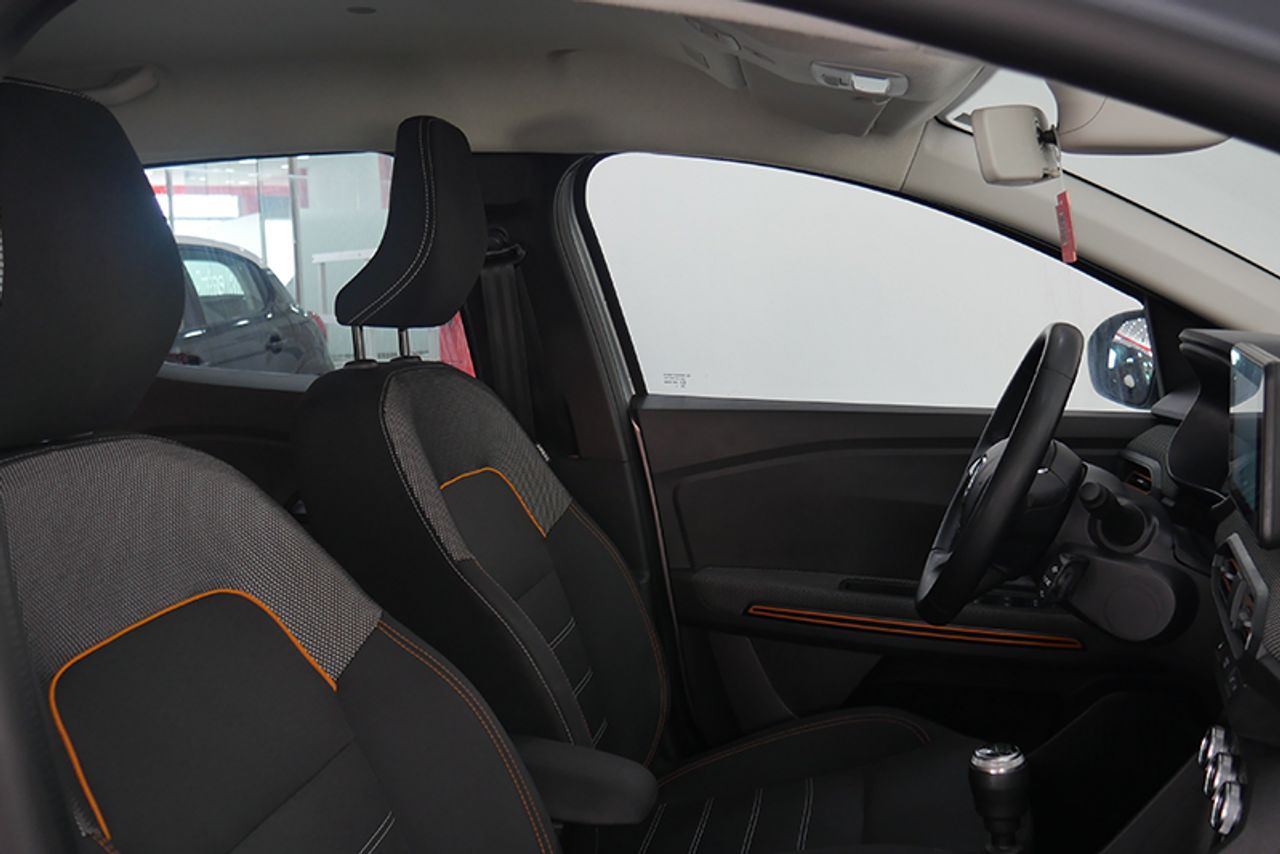 Foto Dacia Sandero 8