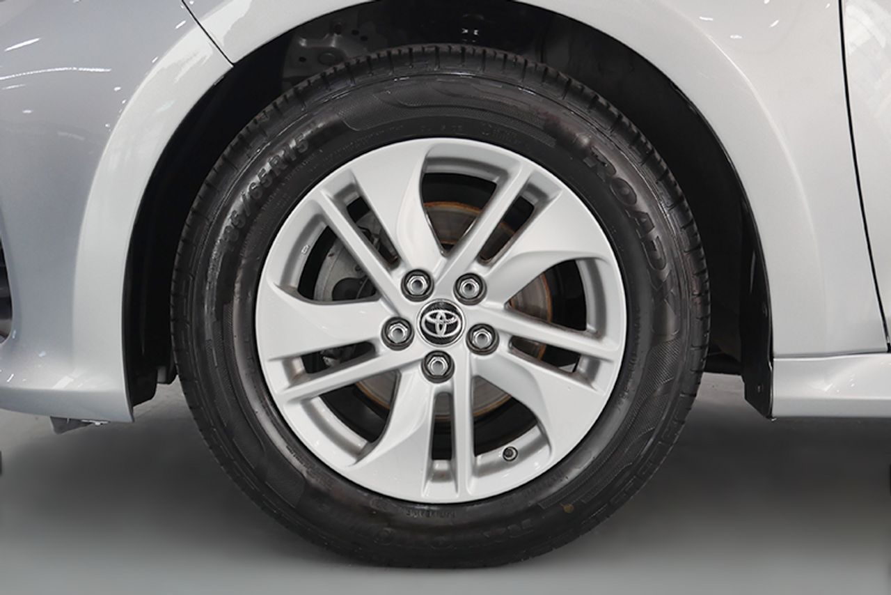 Foto Toyota Yaris 9