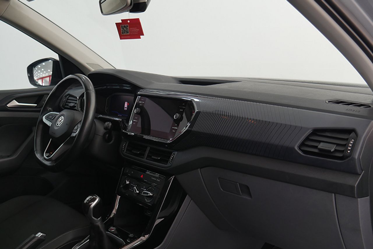 Foto Volkswagen T-Cross 6
