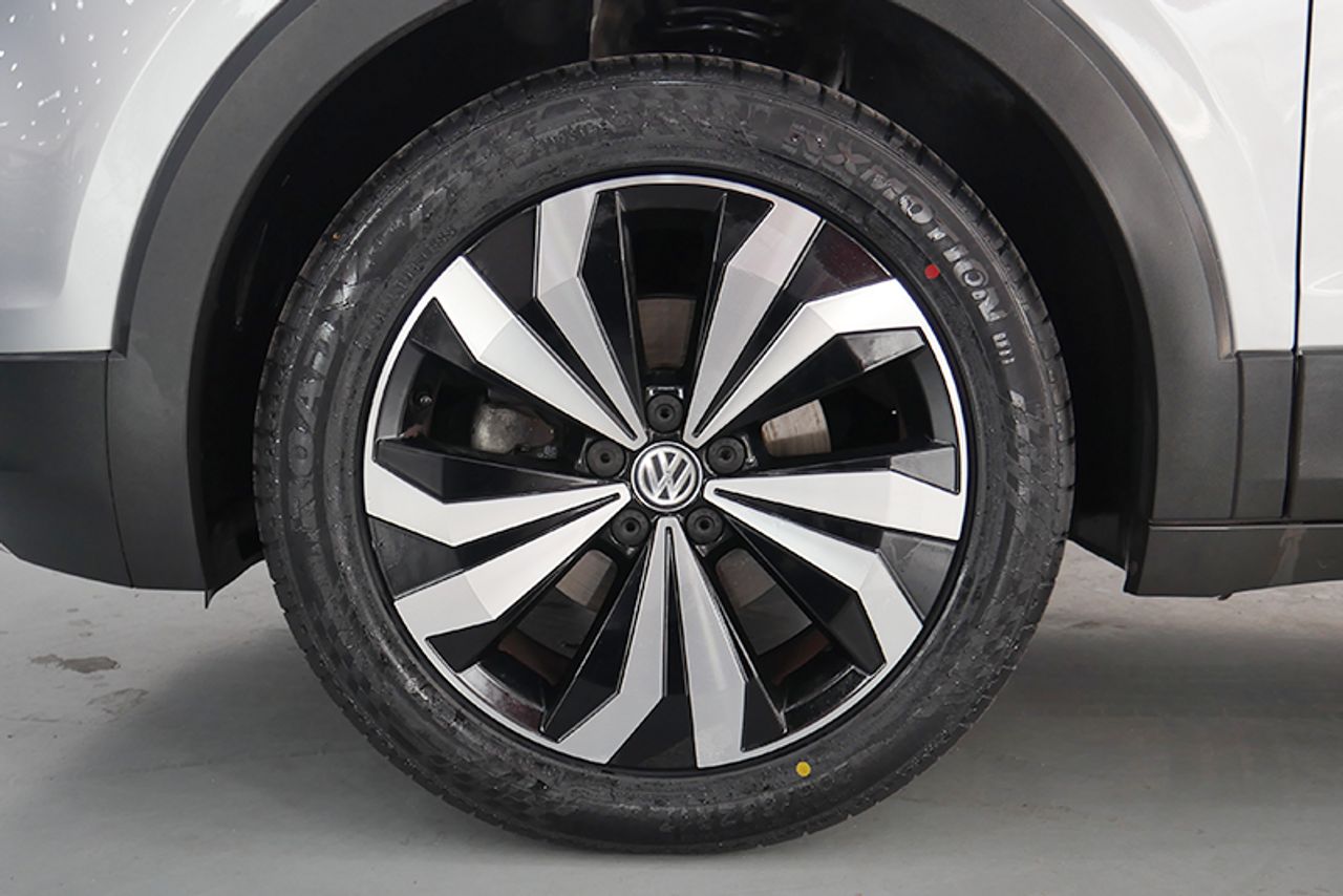 Foto Volkswagen T-Cross 10