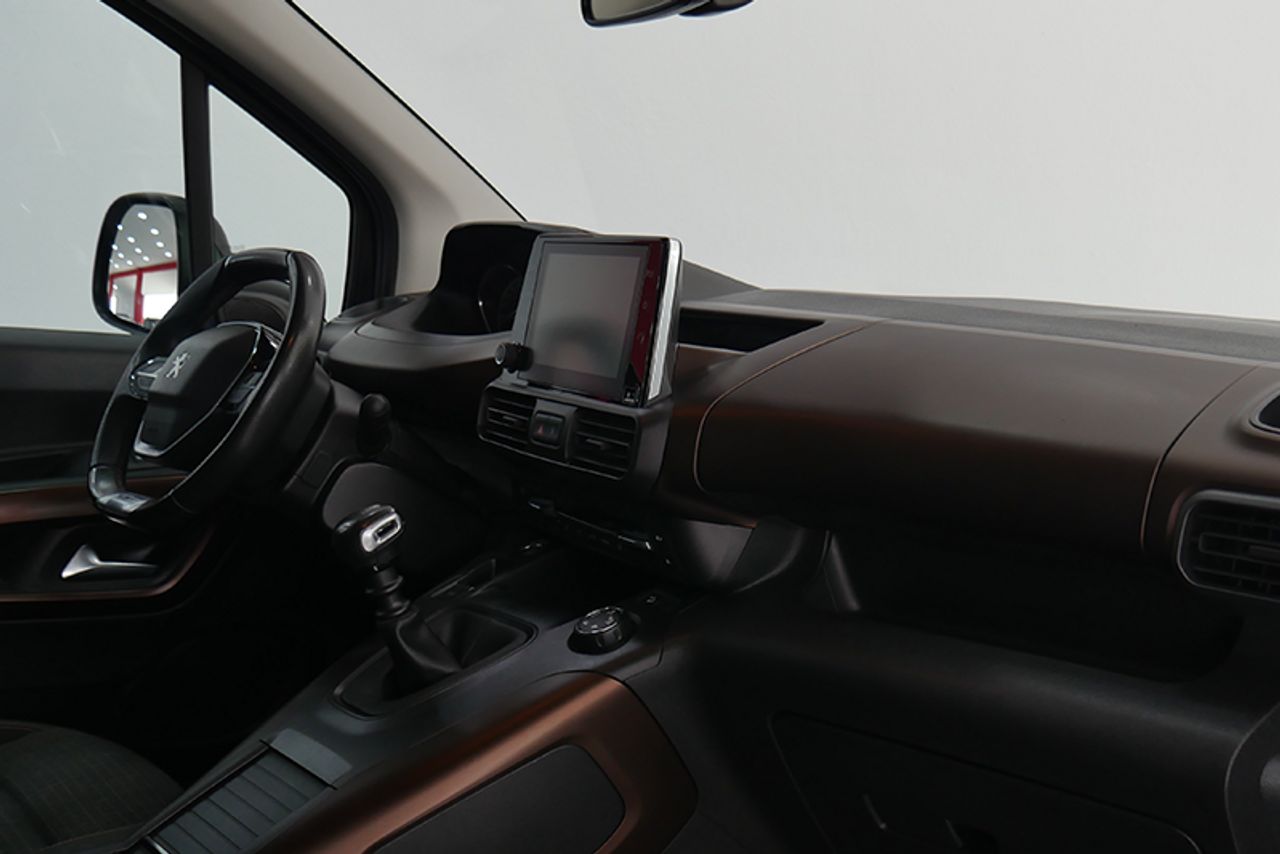 Foto Peugeot Rifter 6