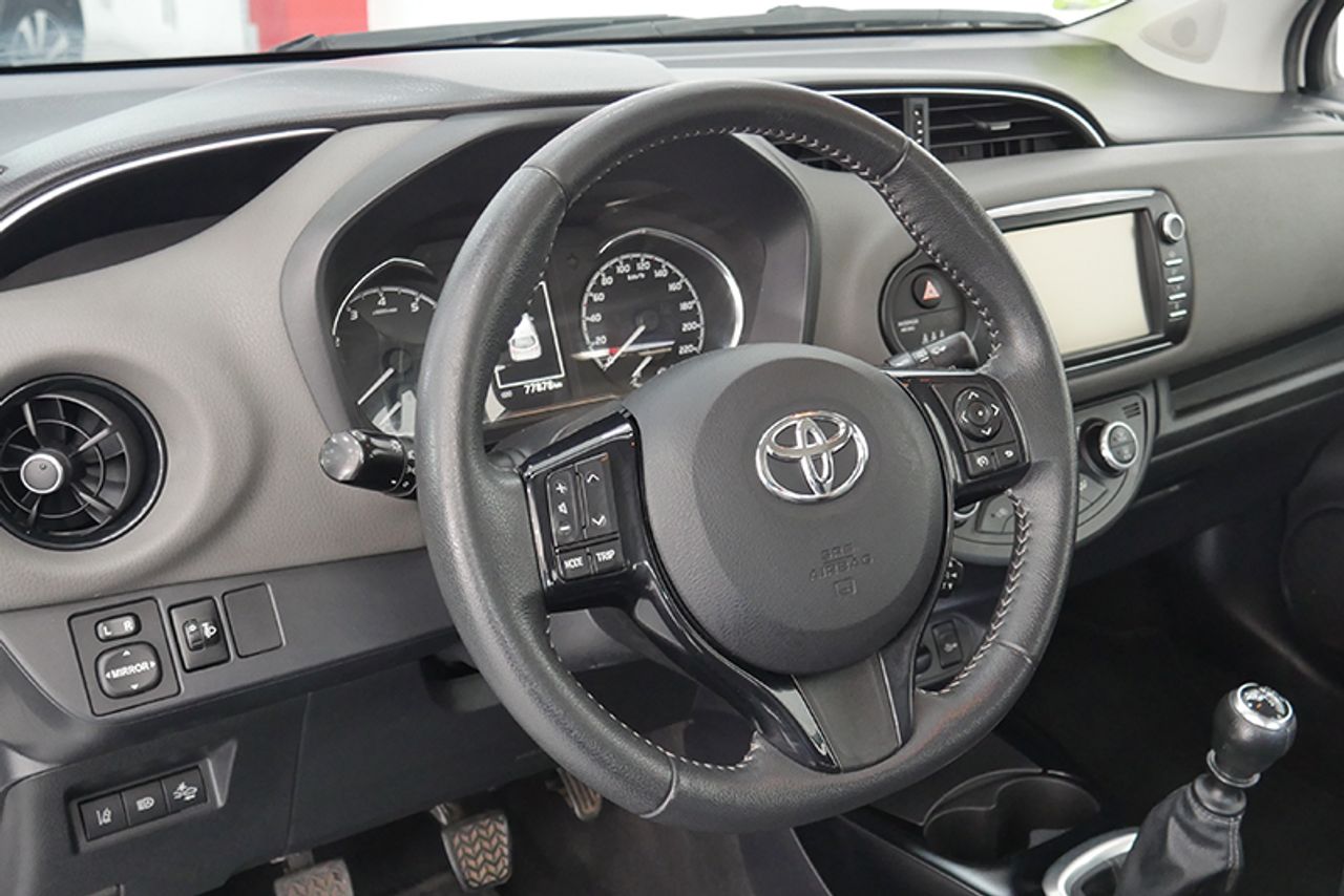 Foto Toyota Yaris 4