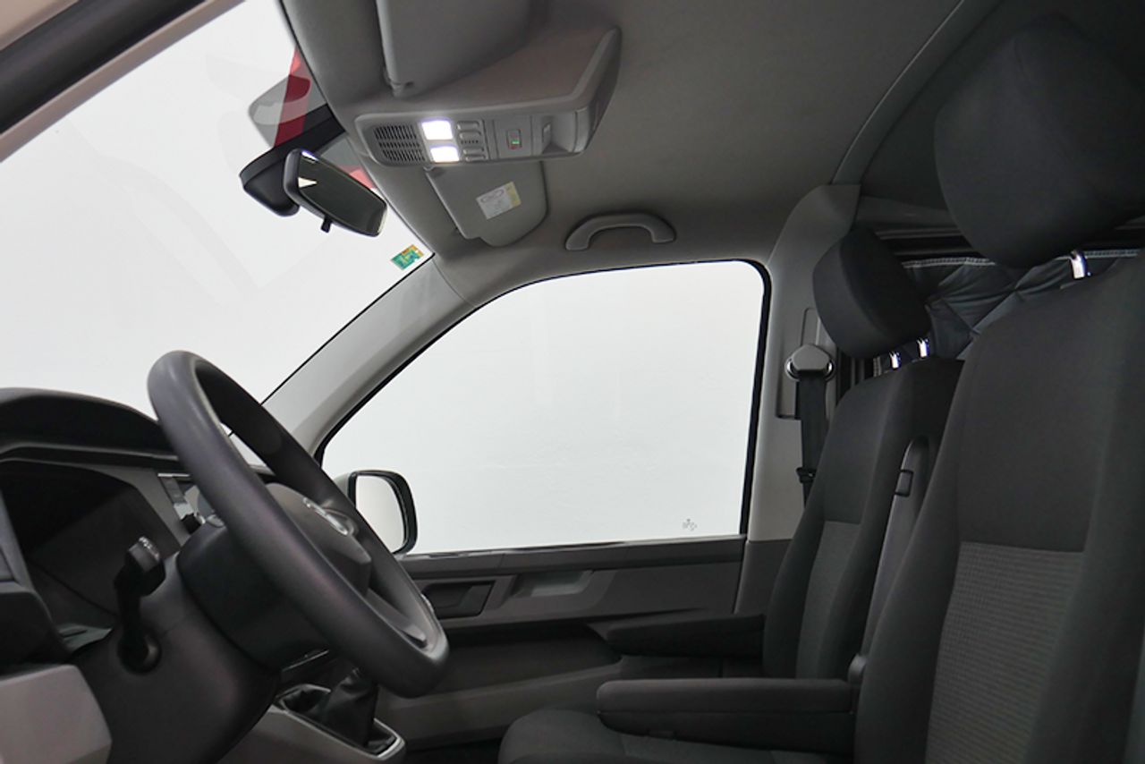 Foto Volkswagen Multivan 10
