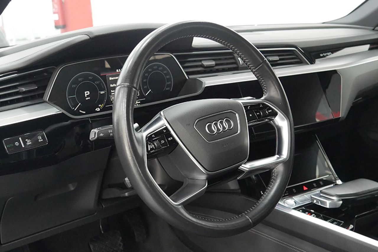 Foto Audi E-tron 4