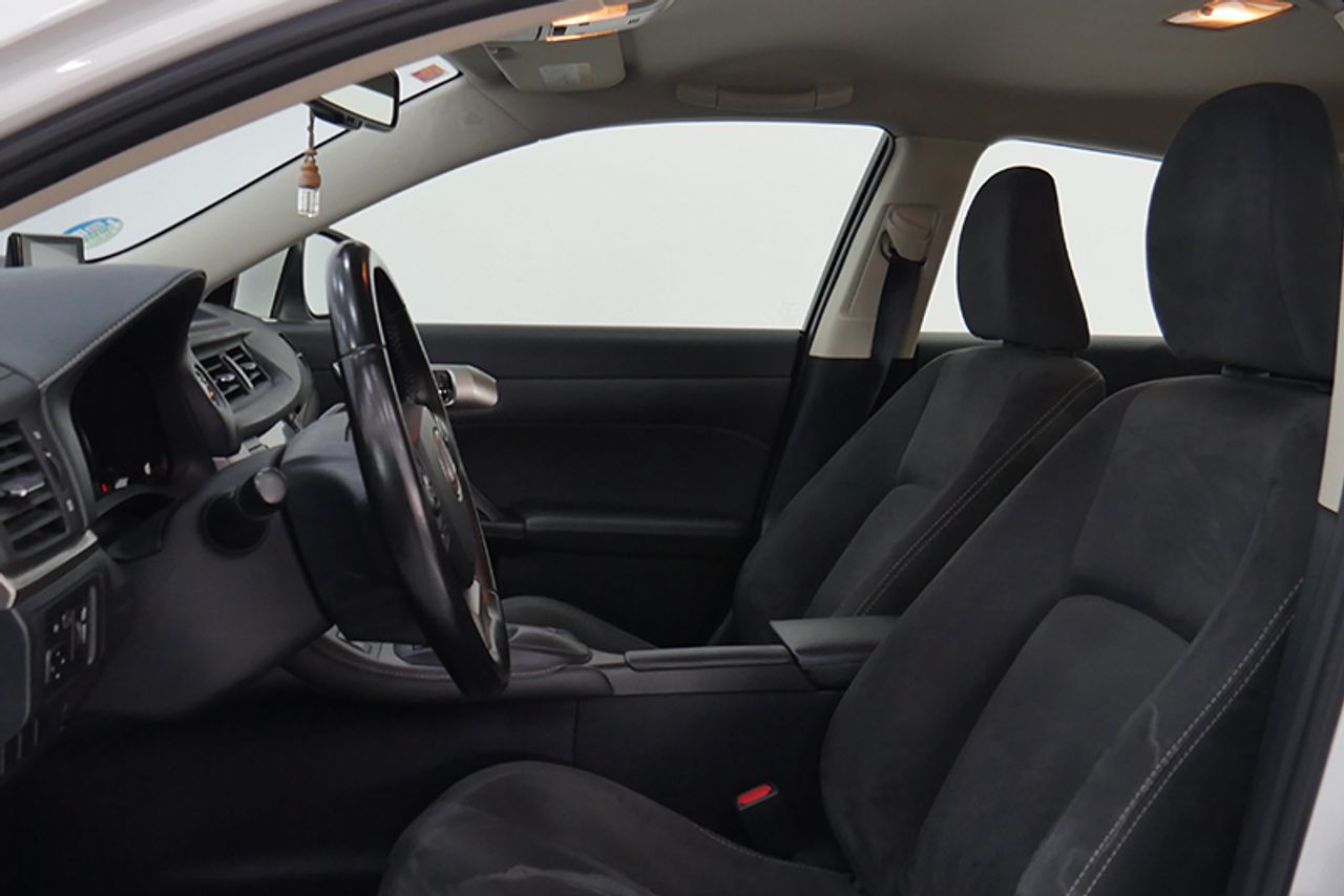 Foto Lexus CT 7