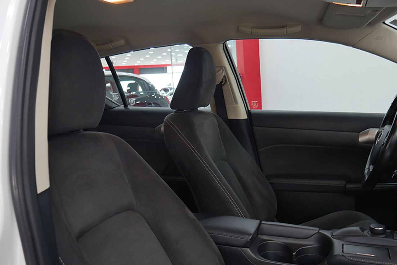 Foto Lexus CT 8