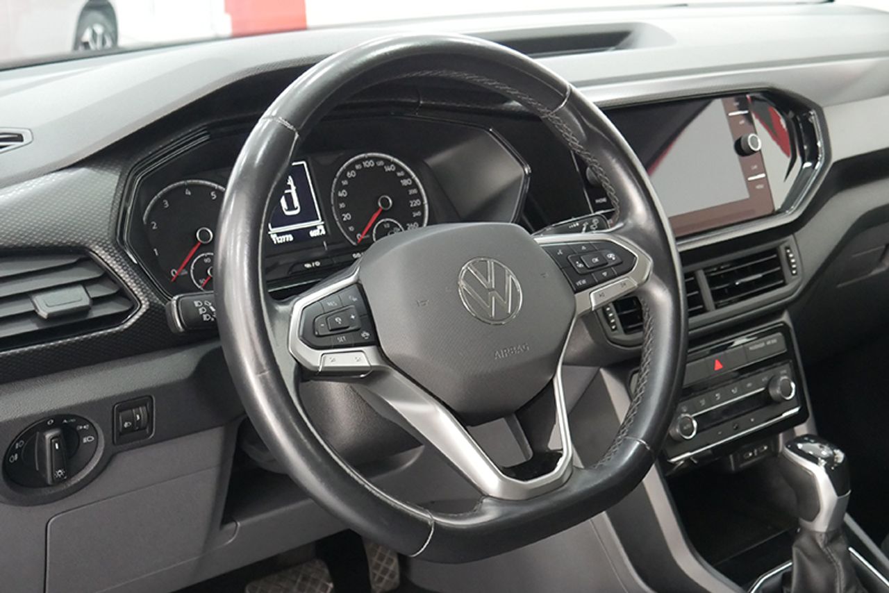 Foto Volkswagen T-Cross 4
