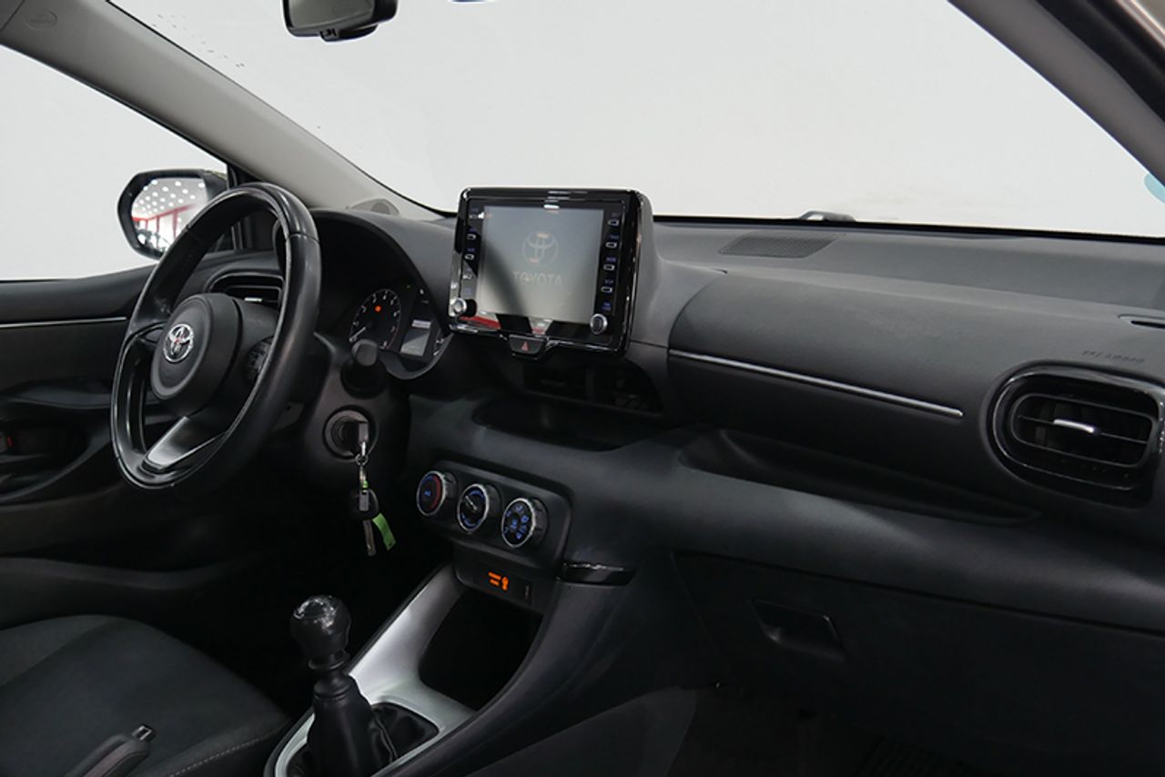 Foto Toyota Yaris 6