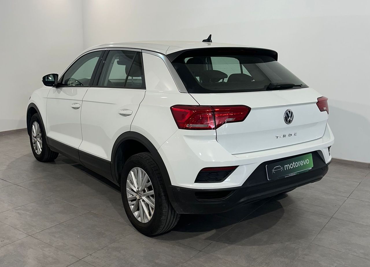 Foto Volkswagen T-Roc 4