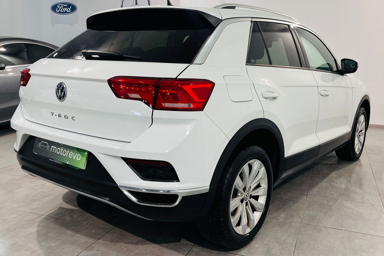 Foto Volkswagen T-Roc 4