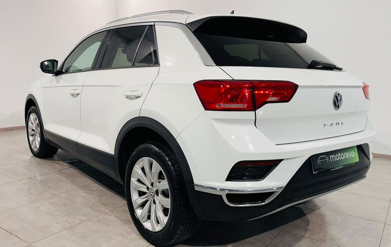Foto Volkswagen T-Roc 6