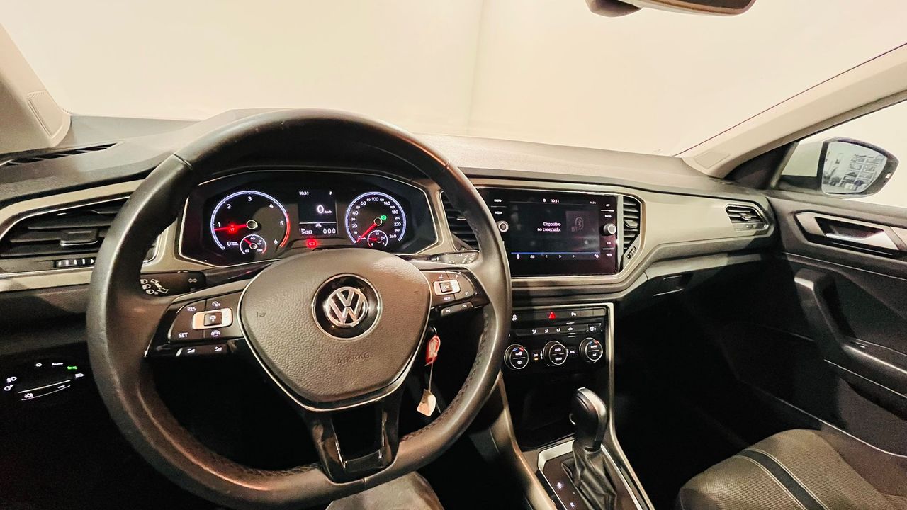 Foto Volkswagen T-Roc 9