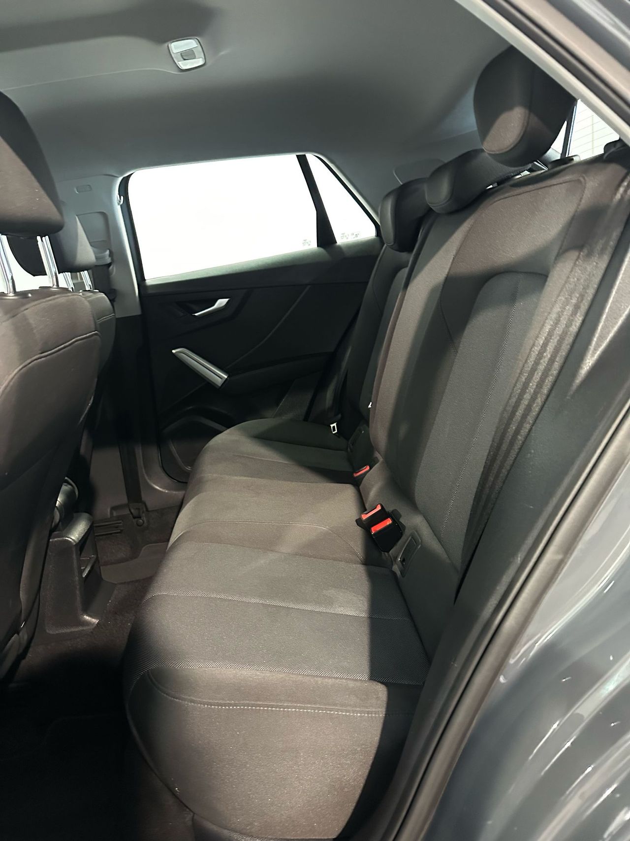 Foto Audi Q2 12