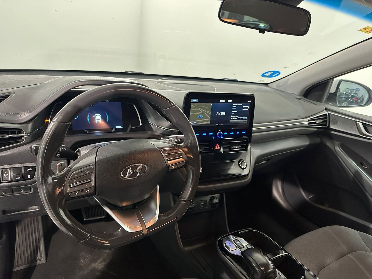 Foto Hyundai IONIQ 10