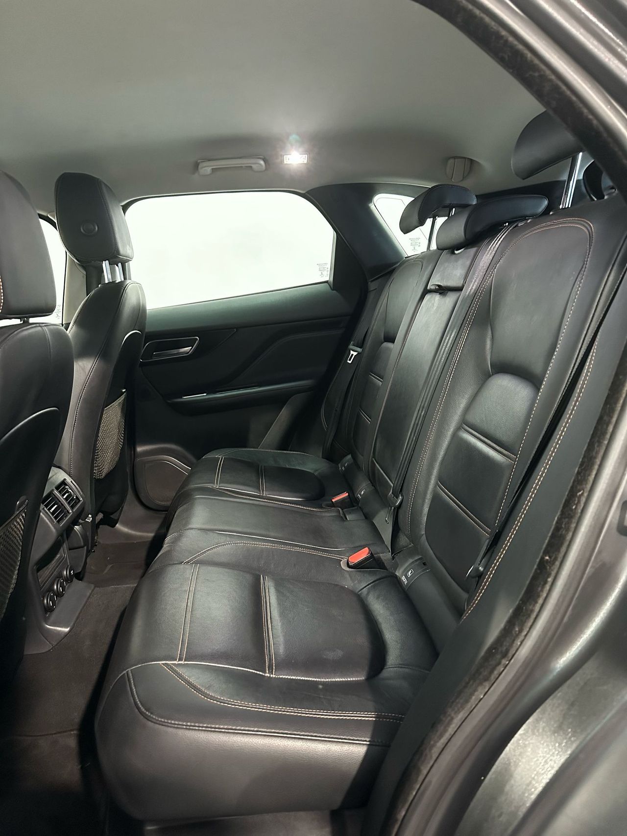 Foto Jaguar F-Pace 10