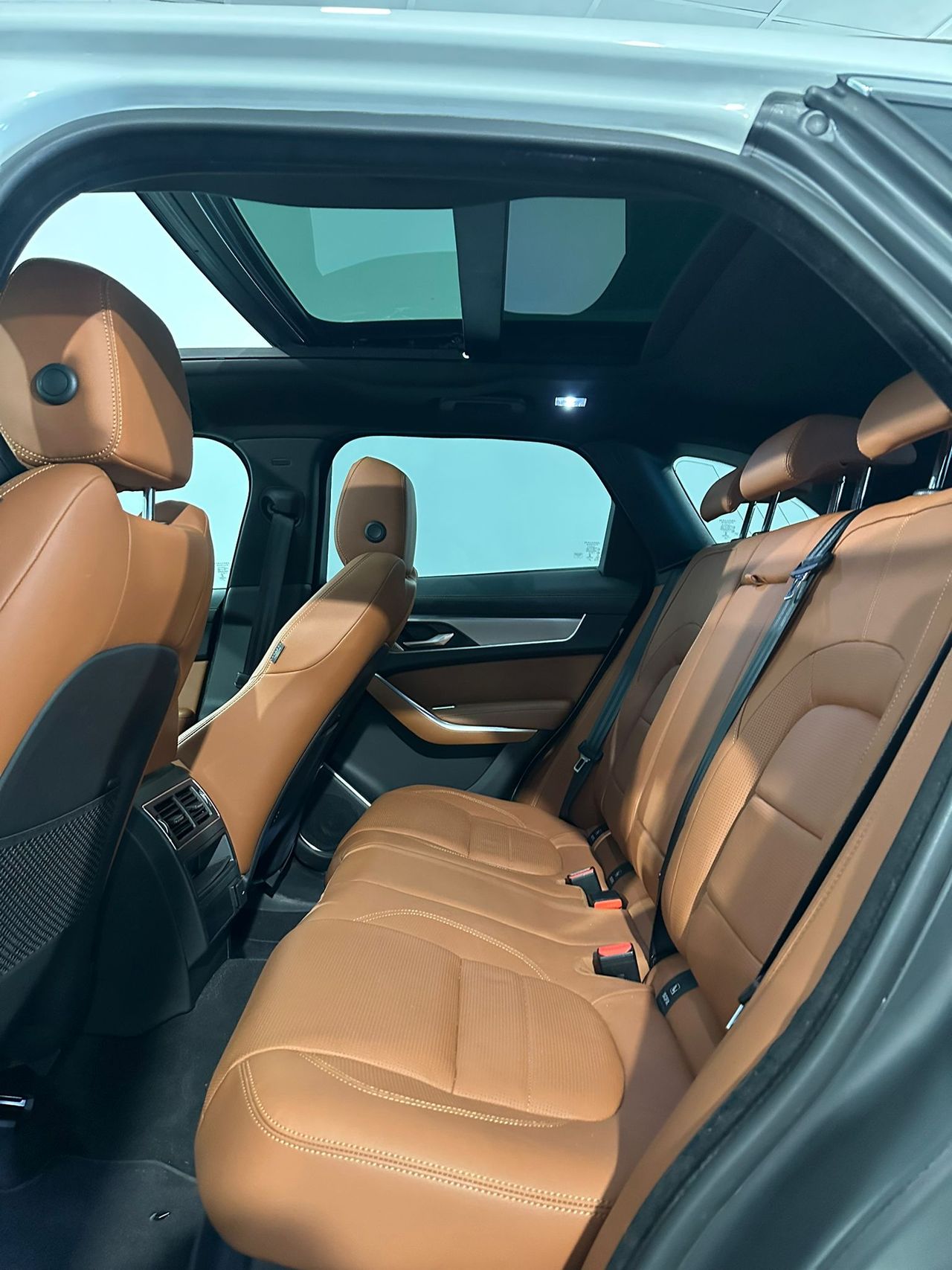 Foto Jaguar F-Pace 2