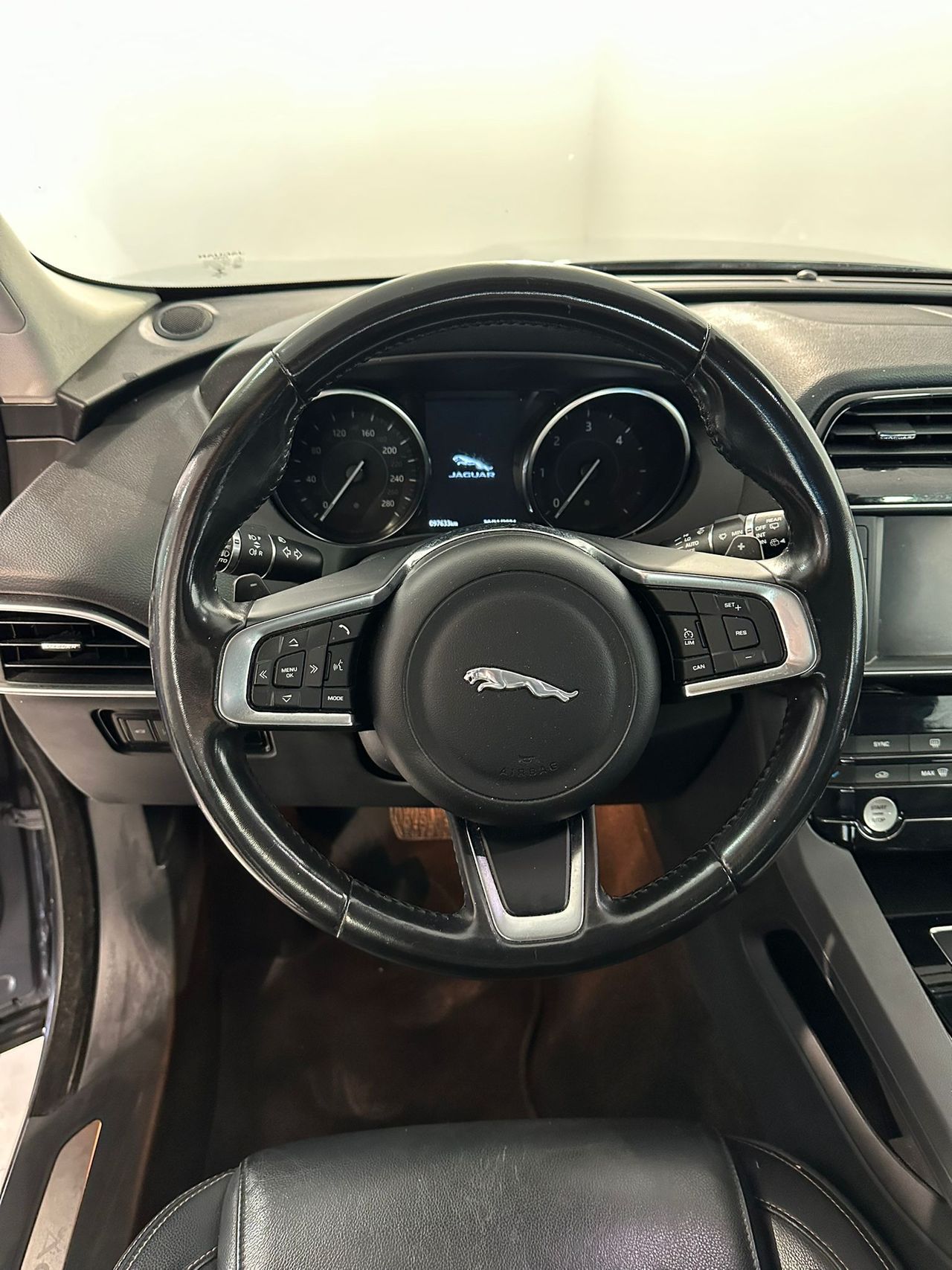 Foto Jaguar F-Pace 9